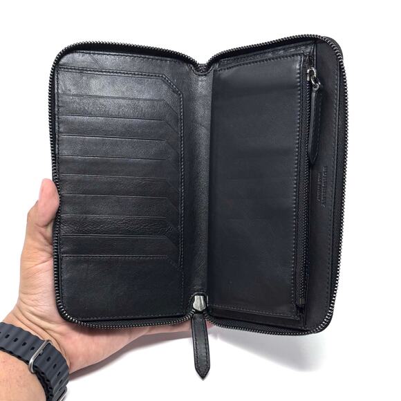 Burberry Zipper Wallet - Picture 3 of 16